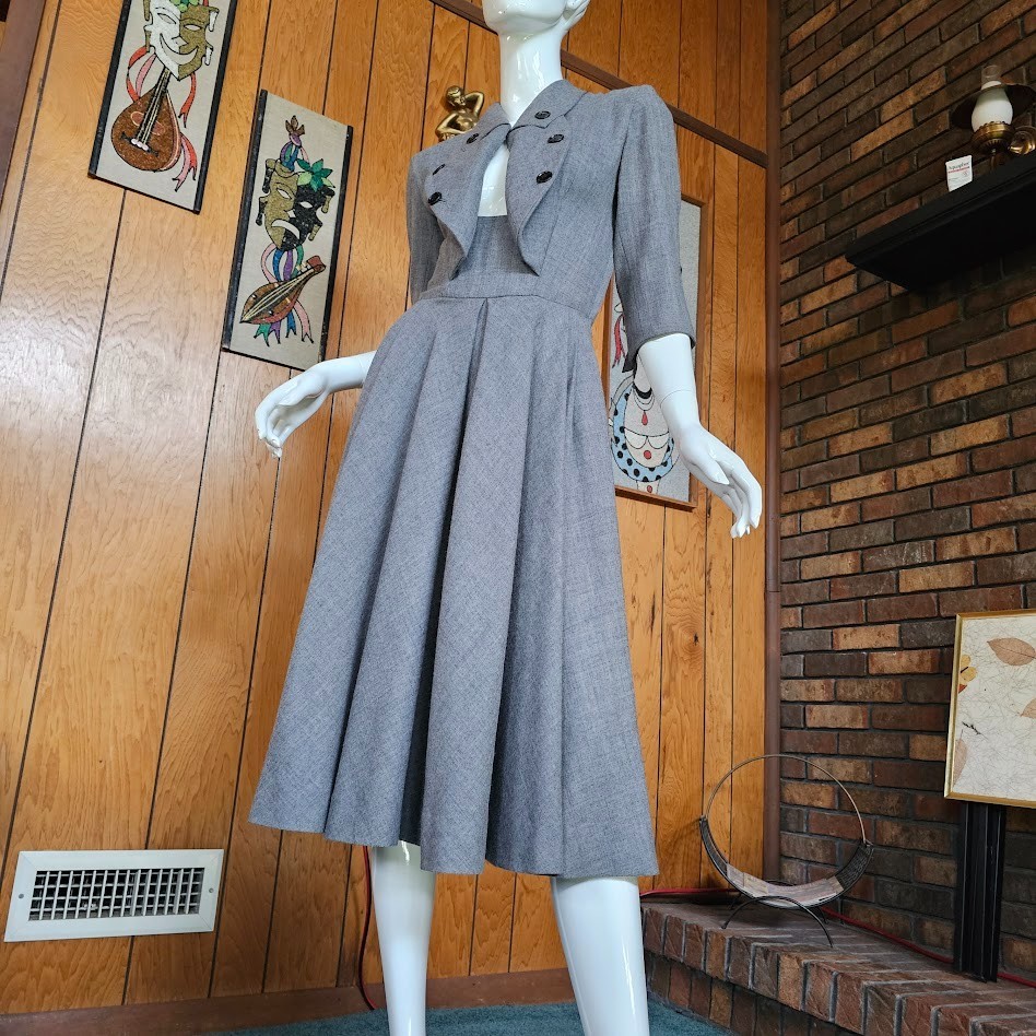 Vtg 40s 50s Wing Cuff Gray Wool Full Skirt Victory Suit Carlye Coat Dress XS/S