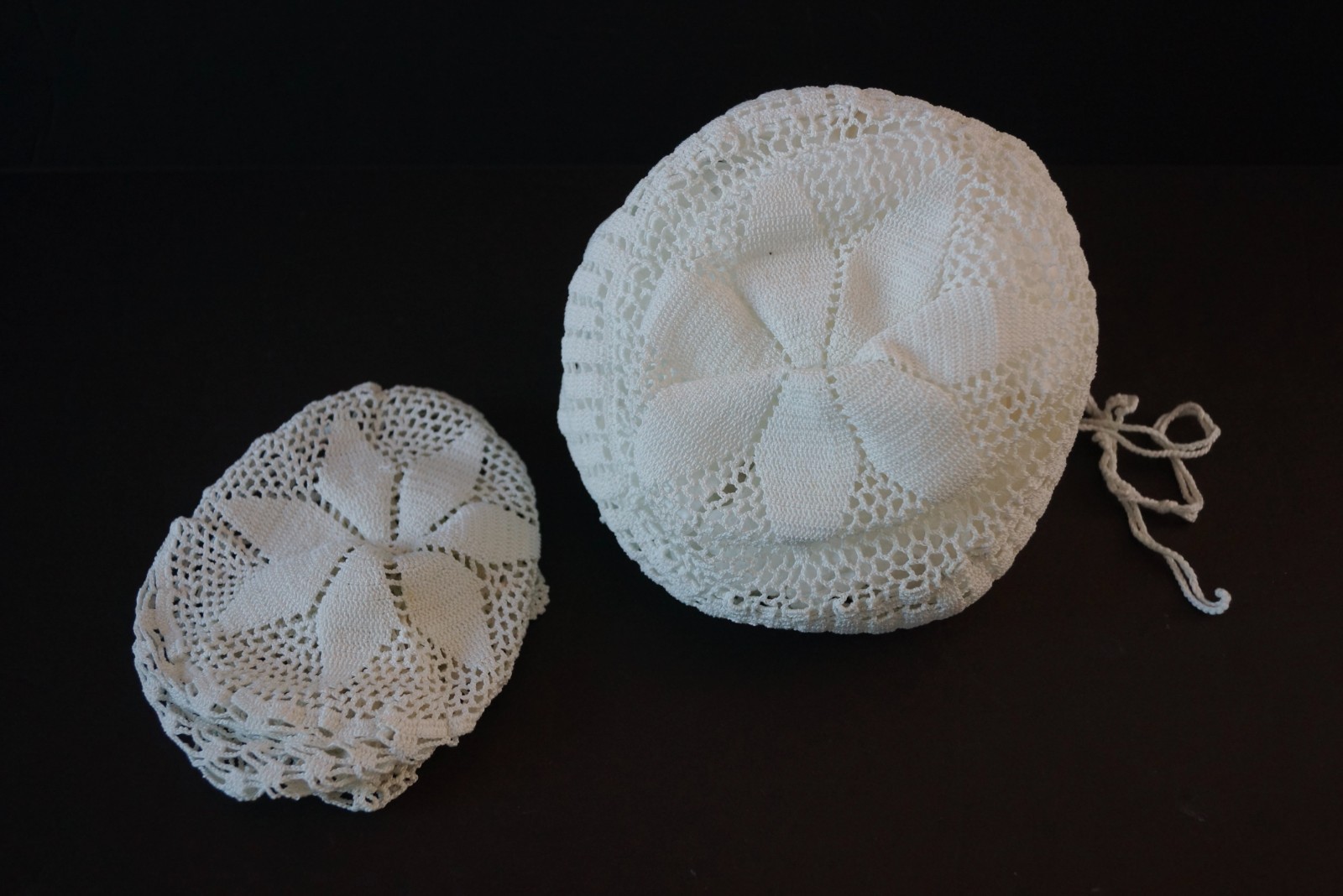 Vintage Crocheted Boudoir Night Cap Sleep Cap Bonnet & Matching Drawstring Bag
