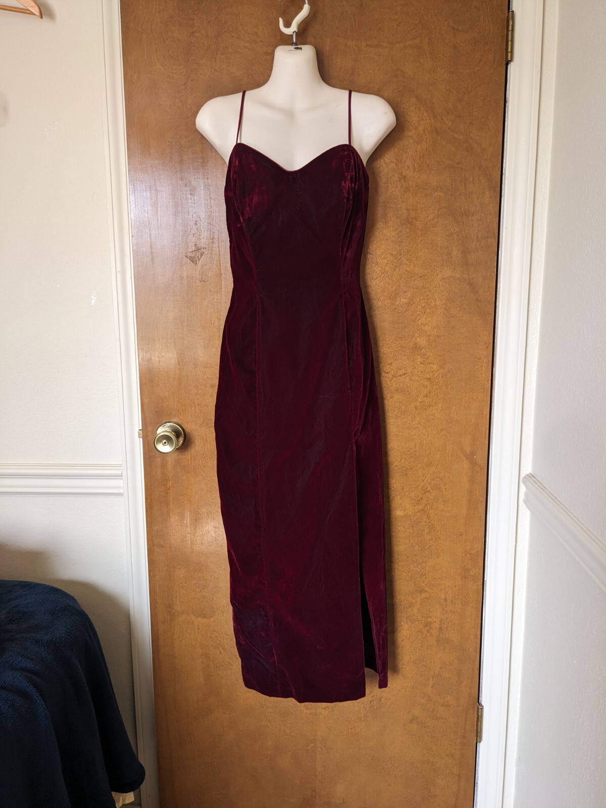 Vintage LA GLO Red Maroon Velvet Size 5/6 Spaghetti Strap Midi Prom Party Dress