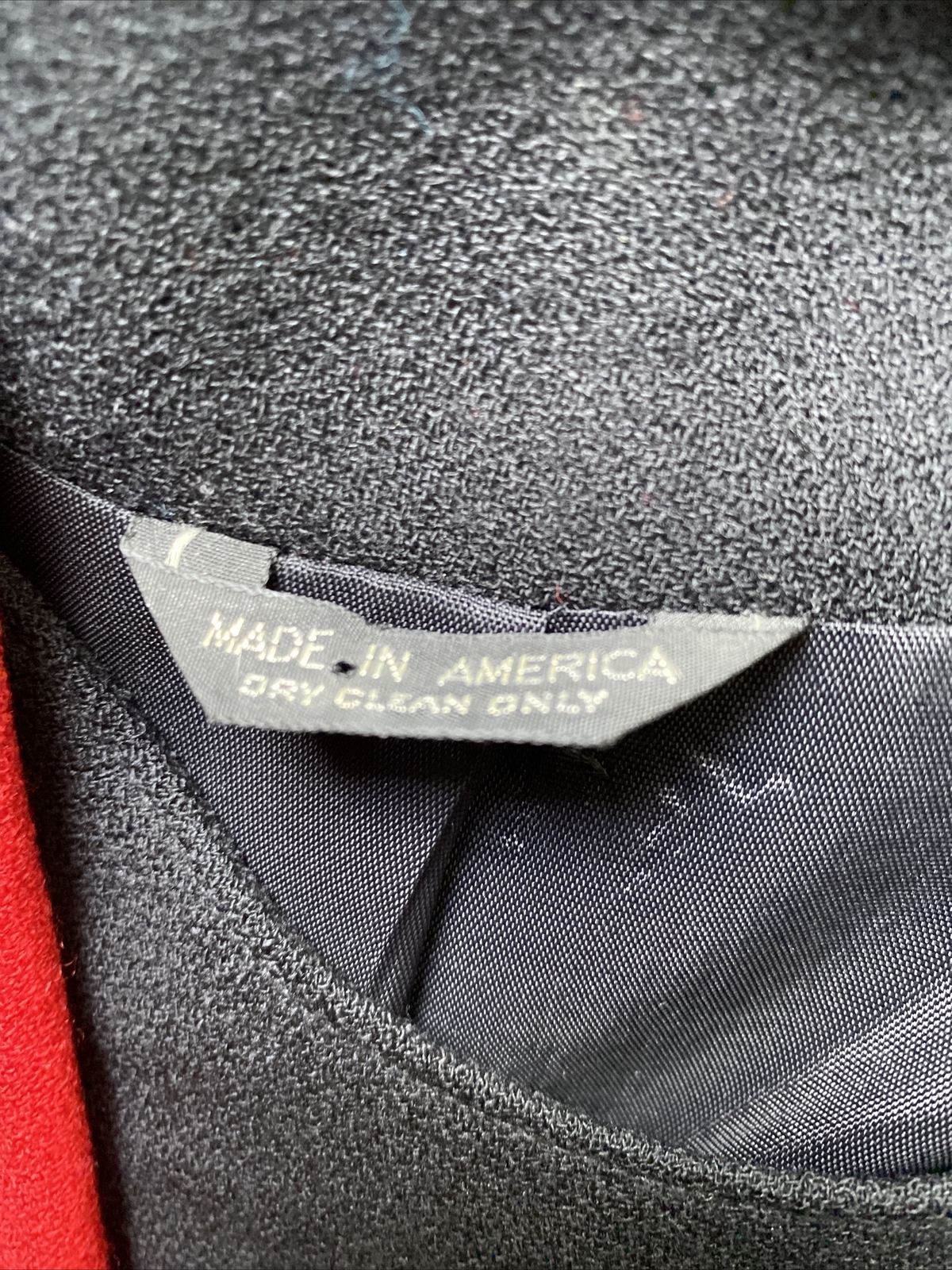 Vtg BERT NEWMAN 2-Pc Wool Black/Red Skirt Asymmetric Button Jacket Suit SZ 10