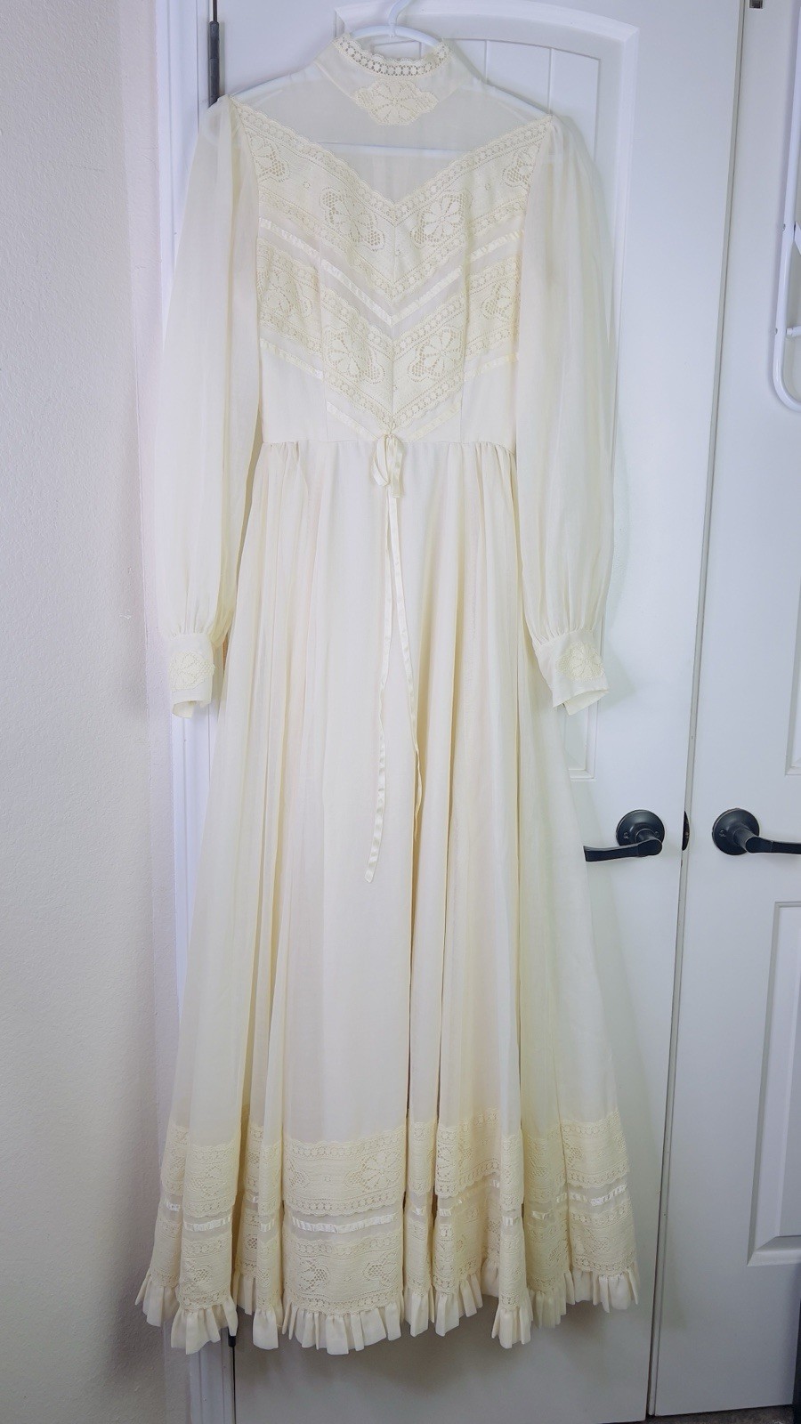 VTG Bridal Dress Ivory L/S Maxi Lined Lace Bohemian Bridgerton Fairy Prairie
