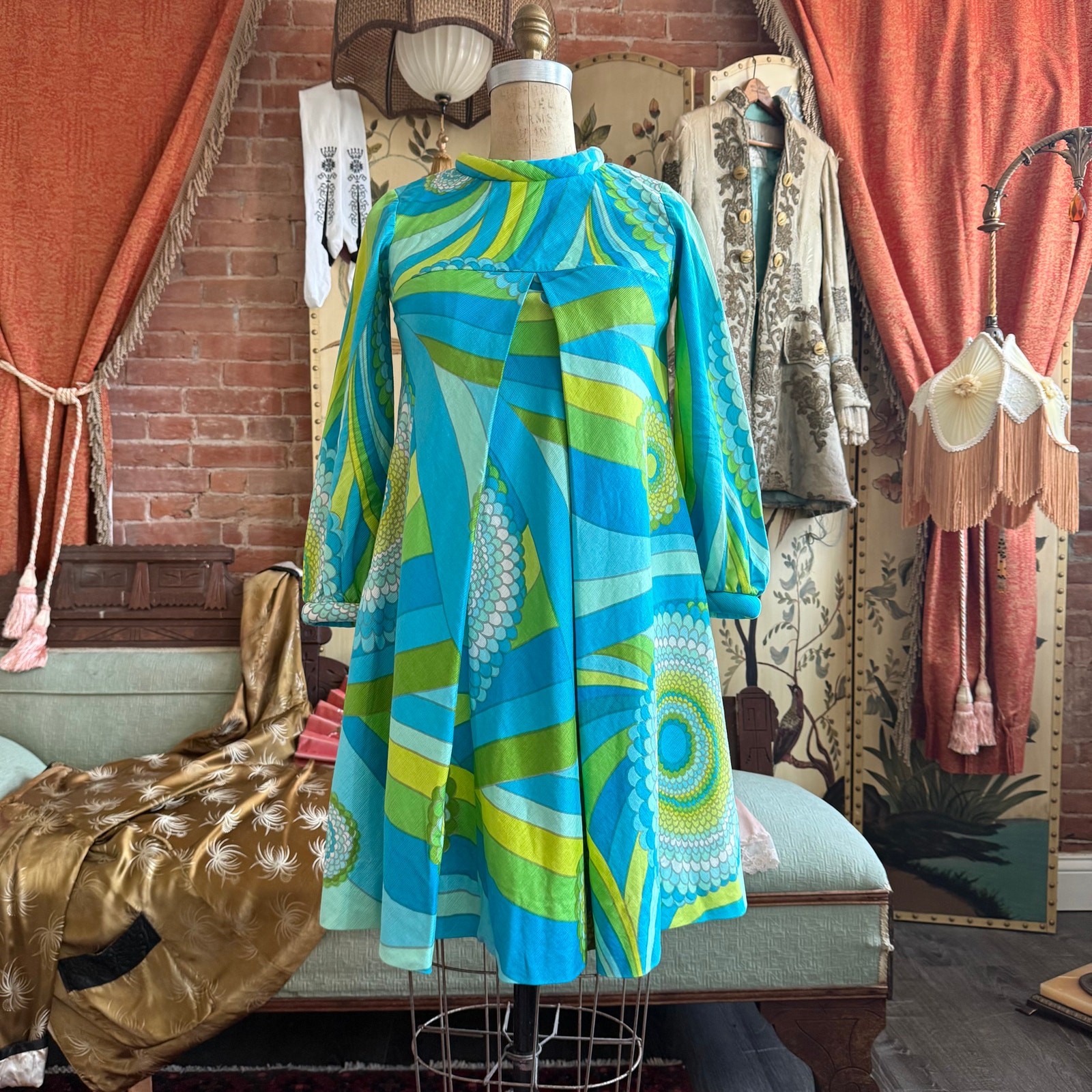 Vtg 60s 70s Psychedelic Mod Mini Dress Teal & Lime Mock Neck Trapeze Size XS