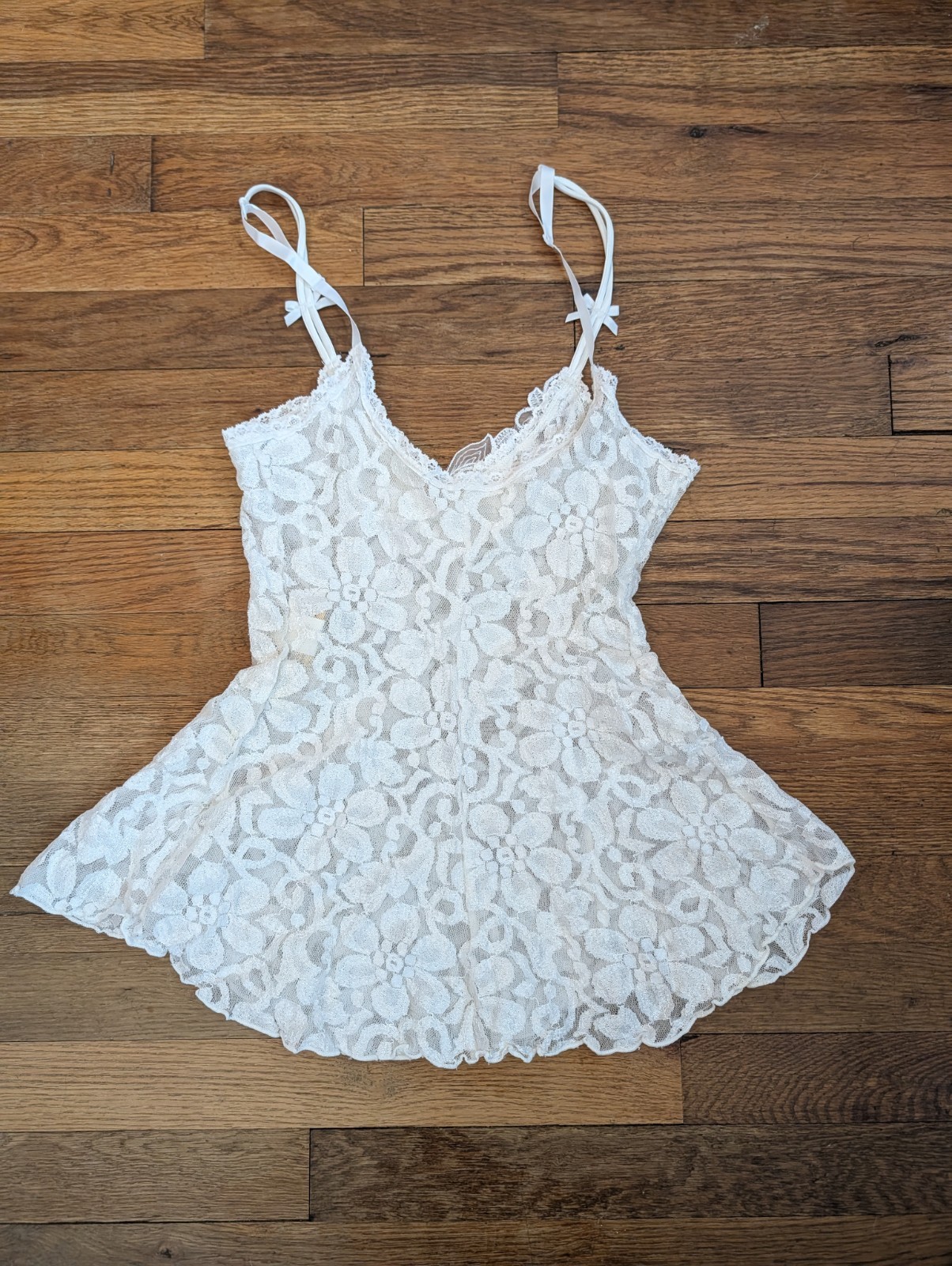 Vintage 60&rsquo;s Babydoll Camisole Lace Floral The Priscilla Collection Small Sequin