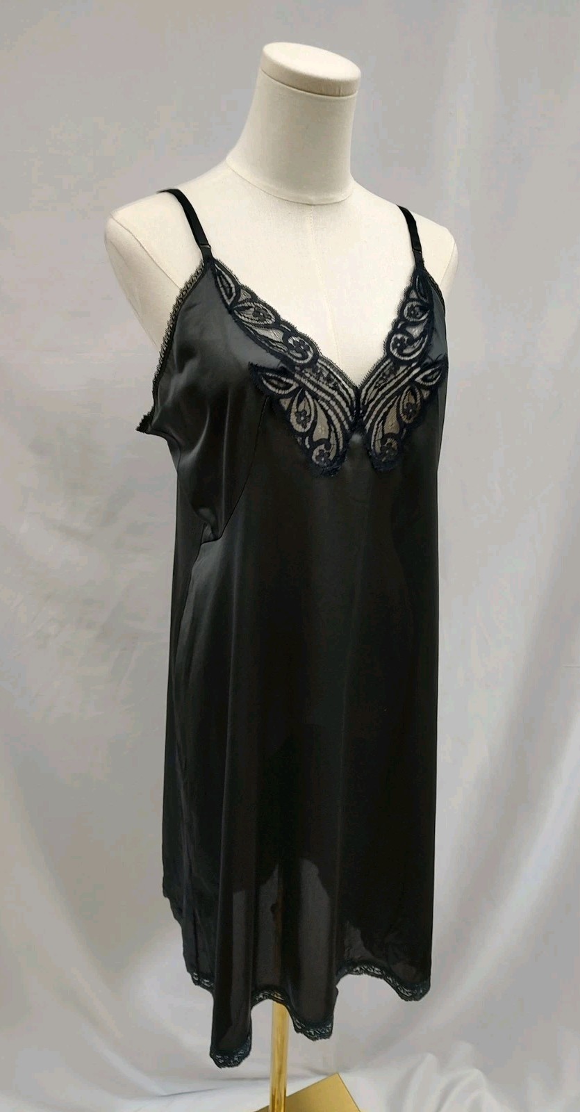 Vintage Full Slip Black Silky Nylon and Lace Retro Glamour Classic Cut Sz 40 L