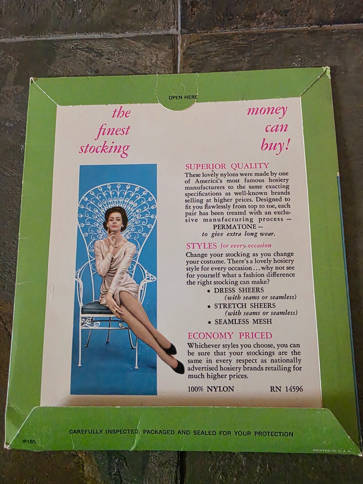 NIP Vintage Strutwear Seamless Mesh Nylon Stockings Size 10 1/2X32-33 Spice RHRT