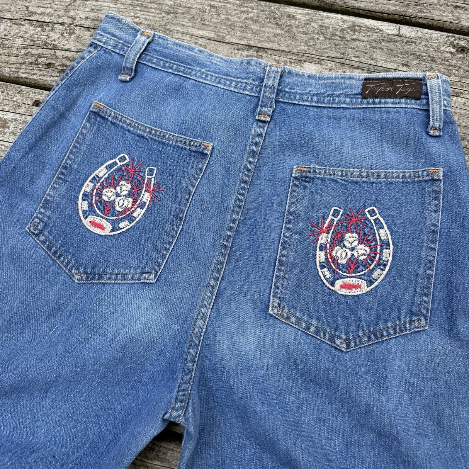 Vintage Taylor Togs 1970s High Rise Denim Jeans Horseshoe Embroidery Western 28