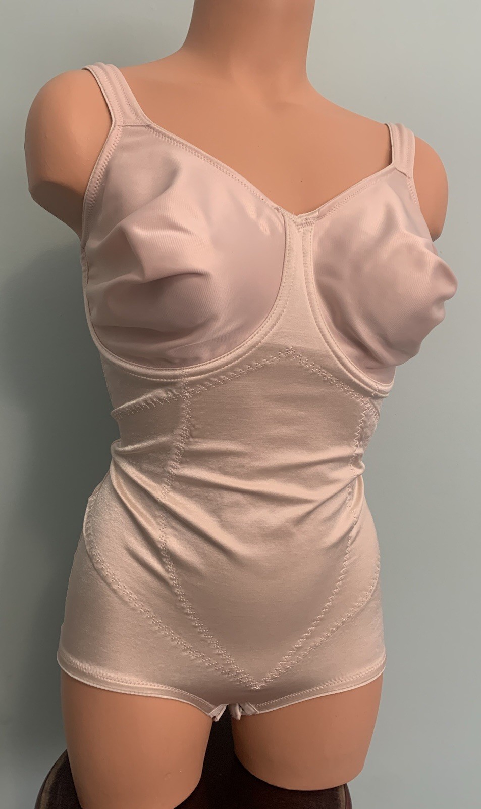 Vtg Glossy Stretch Satin Briefer Girdle All in One UW 36DD Bodysuit