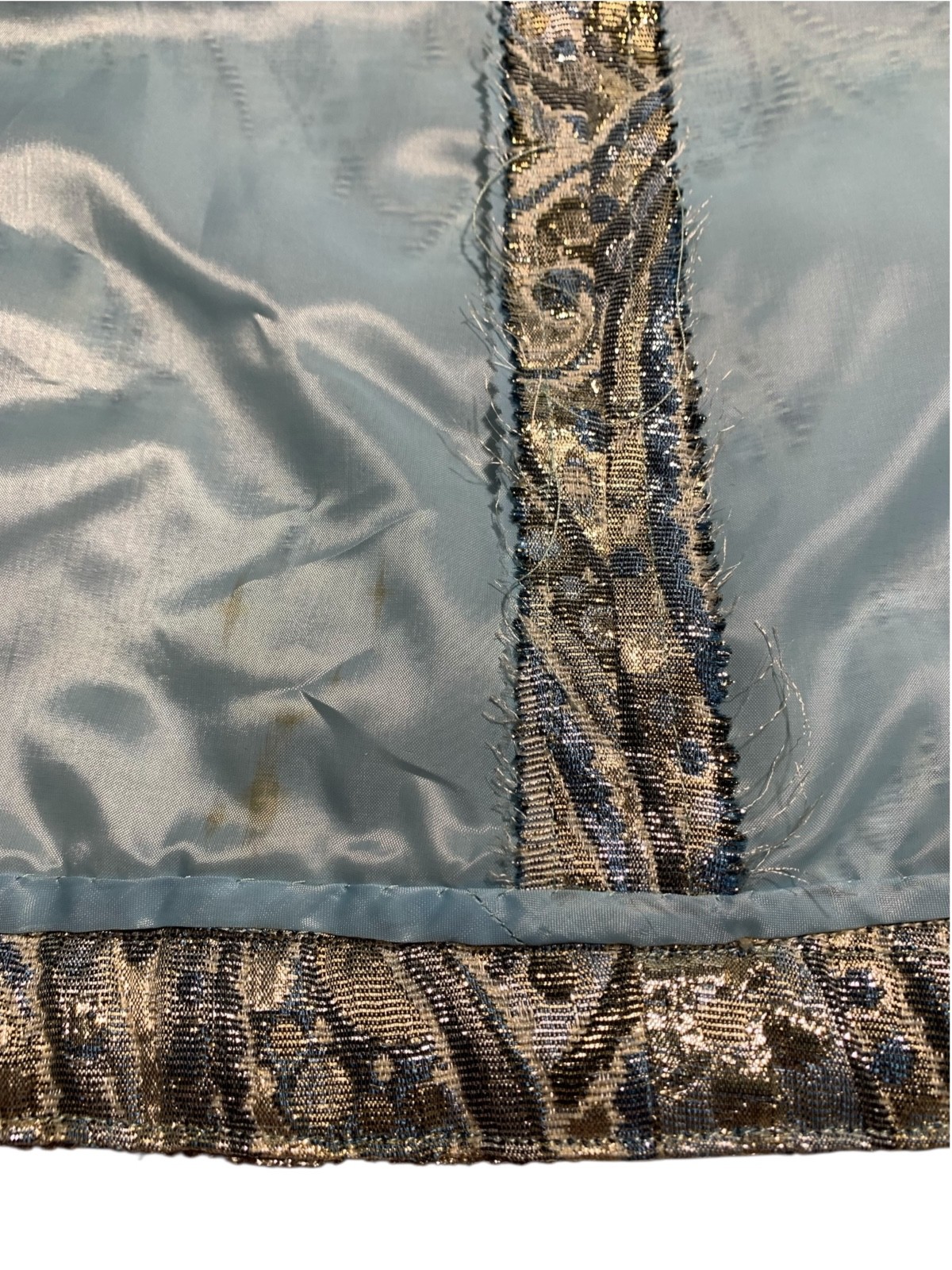 Vintage 60s/70s Women&rsquo;s Empire Waist Metallic Paisley Brocade Dress – Size XS/S