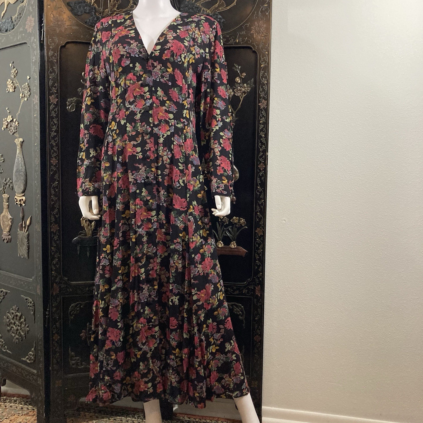 Express Compagnie Internationale Vintage 90&rsquo;s Dark Floral Long Sleeve Maxi Dress