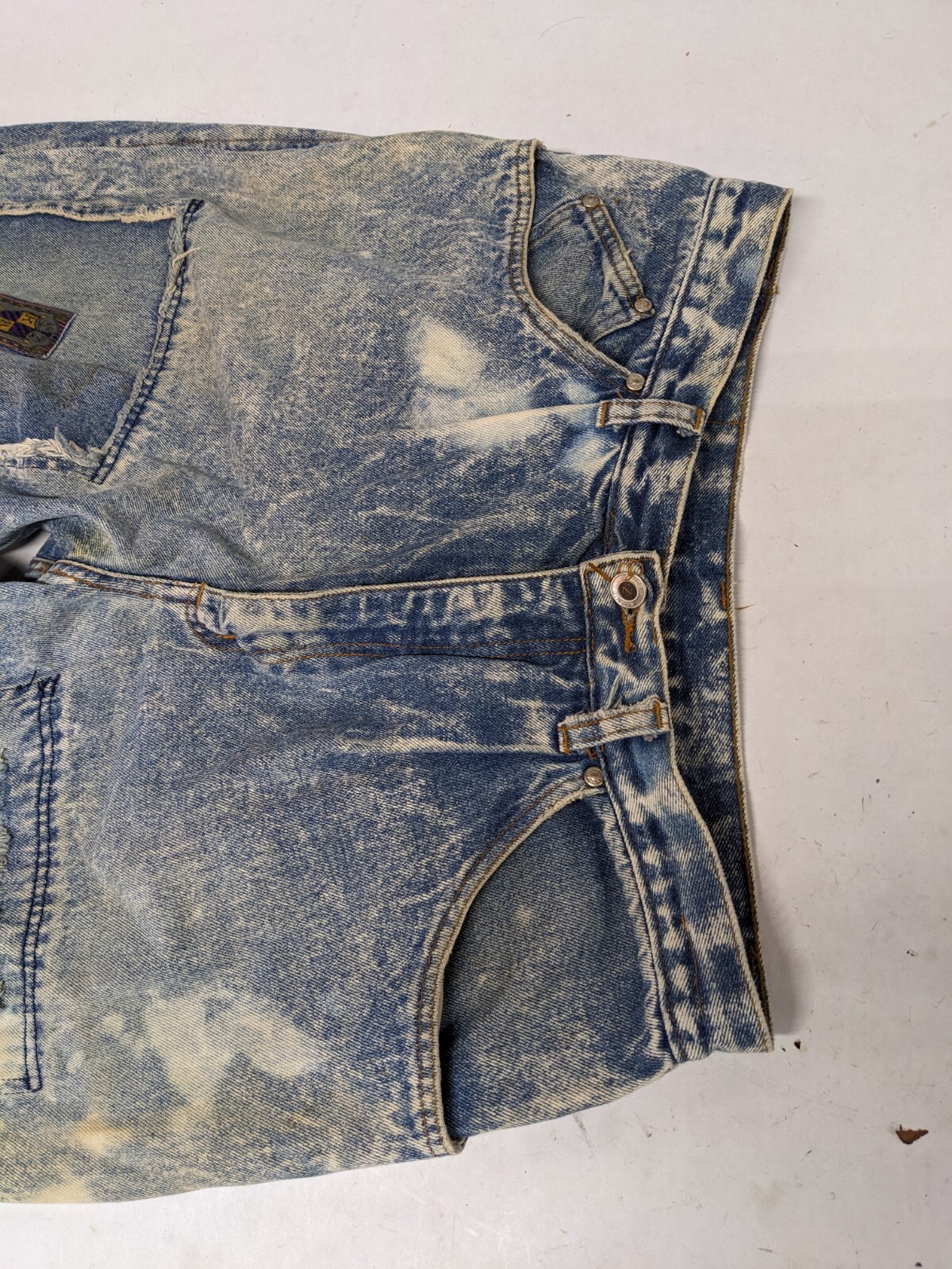 80s Vintage Kozmic Bluez Acid Wash Patchwork Jeans 33/32