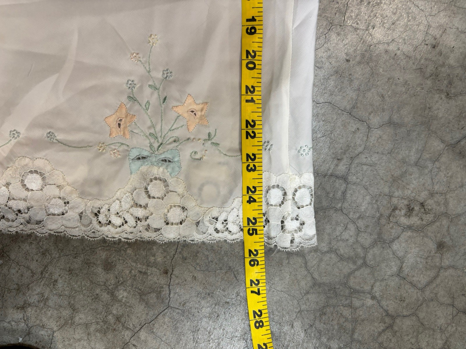 Vintage 1960-70s white Odette Barsa leaf hand embroidered fairycore slip skirt
