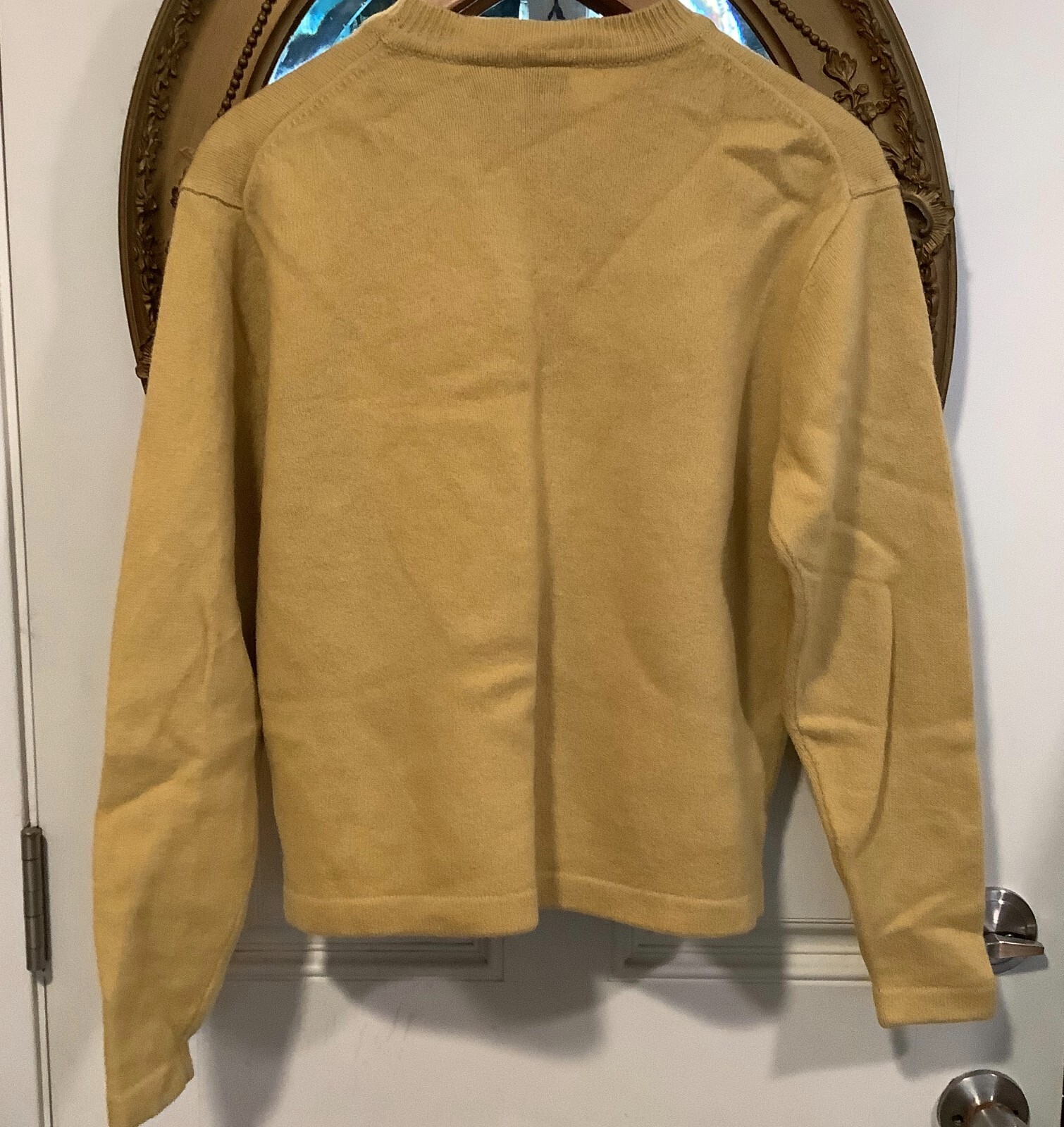 Gap 100% lambswool mustard pullover boxy sweater Universal Studios preppy S Y2K