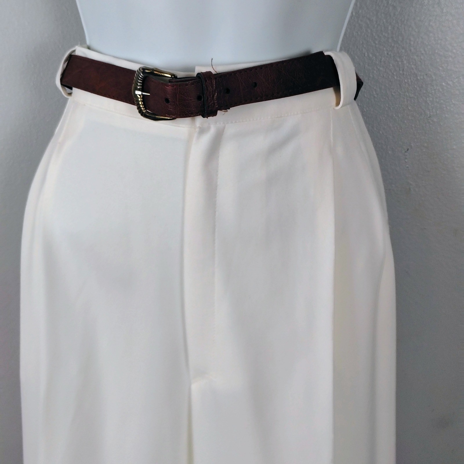 Fundamental Things Vintage Cream High Rise Pleated Tapered Dress Pants 16 nos