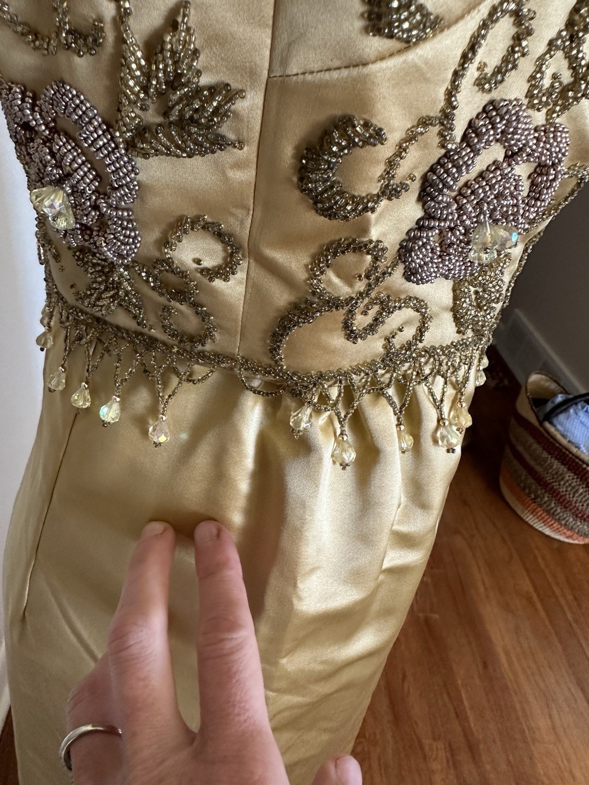 Elegant 1960&rsquo;s Lavishly Beaded Silk Evening Gown Dress Small