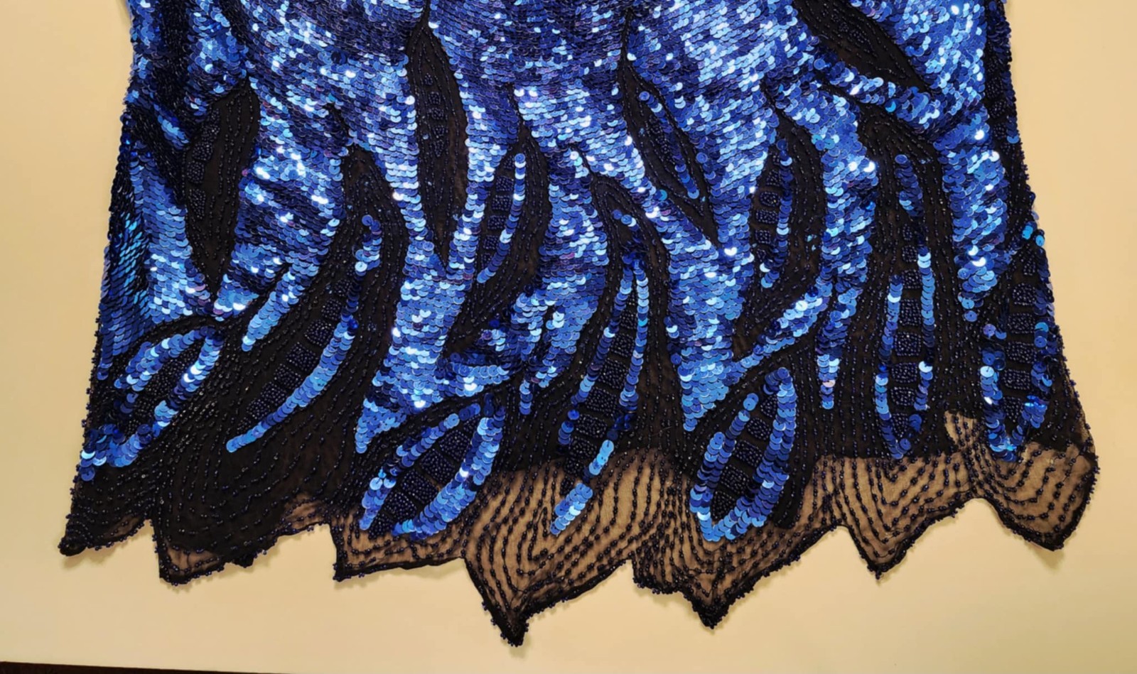 Vintage Oleg Cassini Black Tie Blue Sequin Flame Top XL Silk Beaded Trophy…