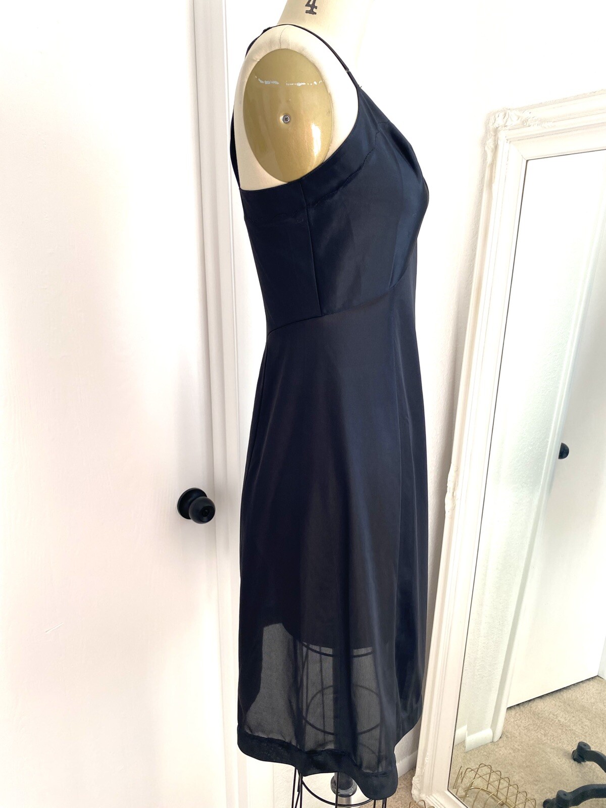VTG 1950’s Charmode Pointed Black Lingerie Full Slip Dress 34 Short Bullet