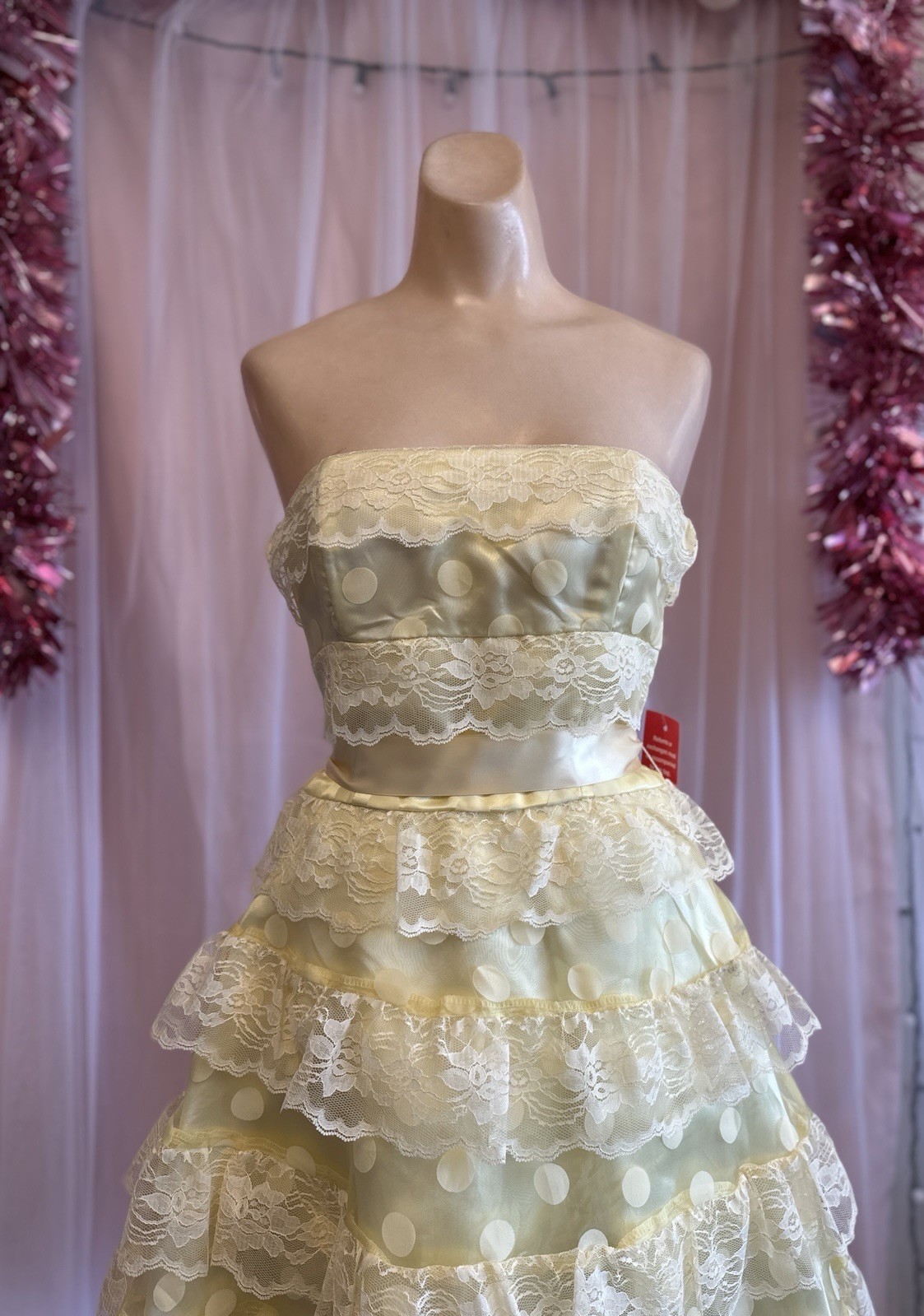 Vintage 90s Frilly Lace Strapless Mini Dress Cupcake Fit Flare Prom HoCo NWT XS