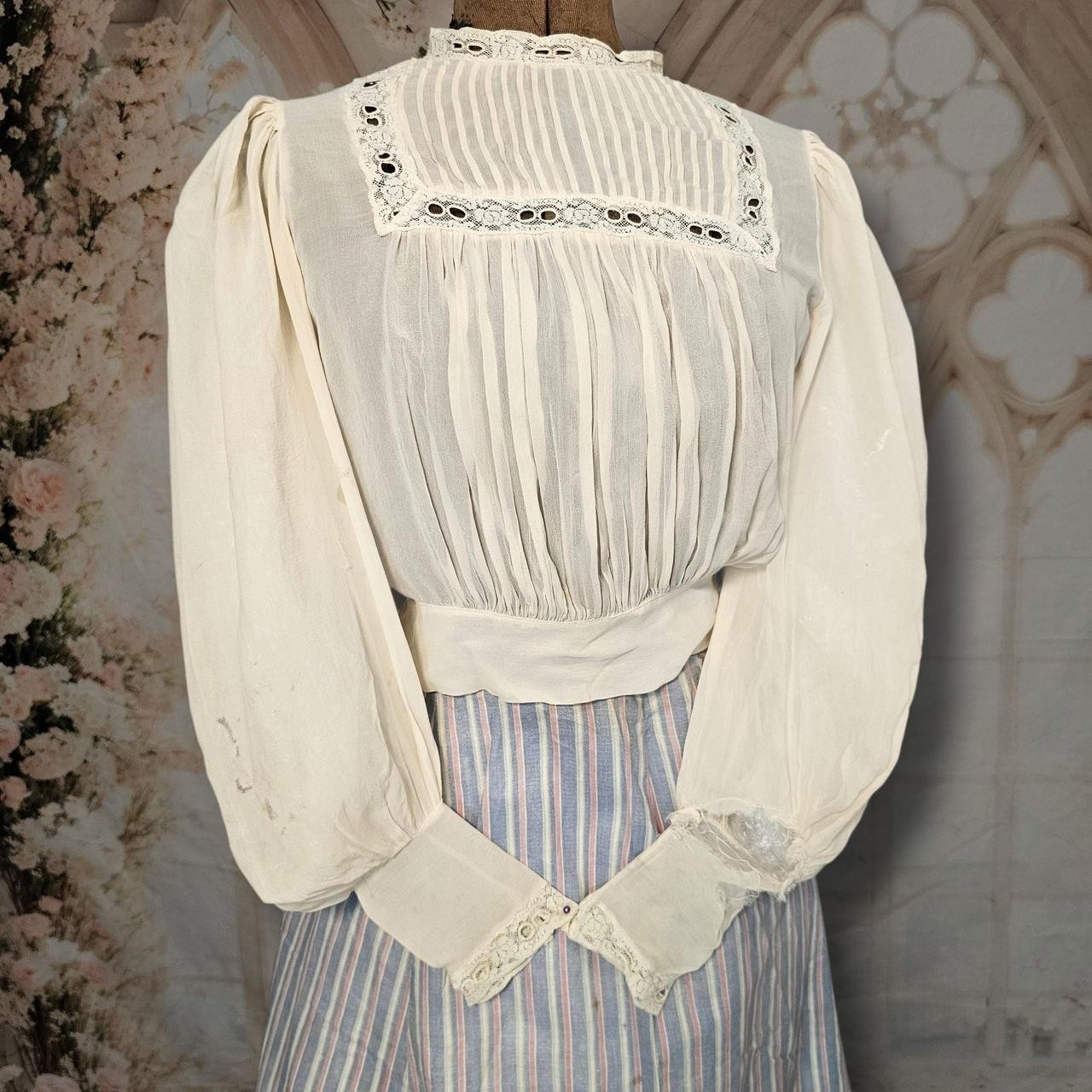 Antique Cream Lace Blouse w/ Puffy Sleeves Chiffon Prairie 1910s 1900s Top Shirt