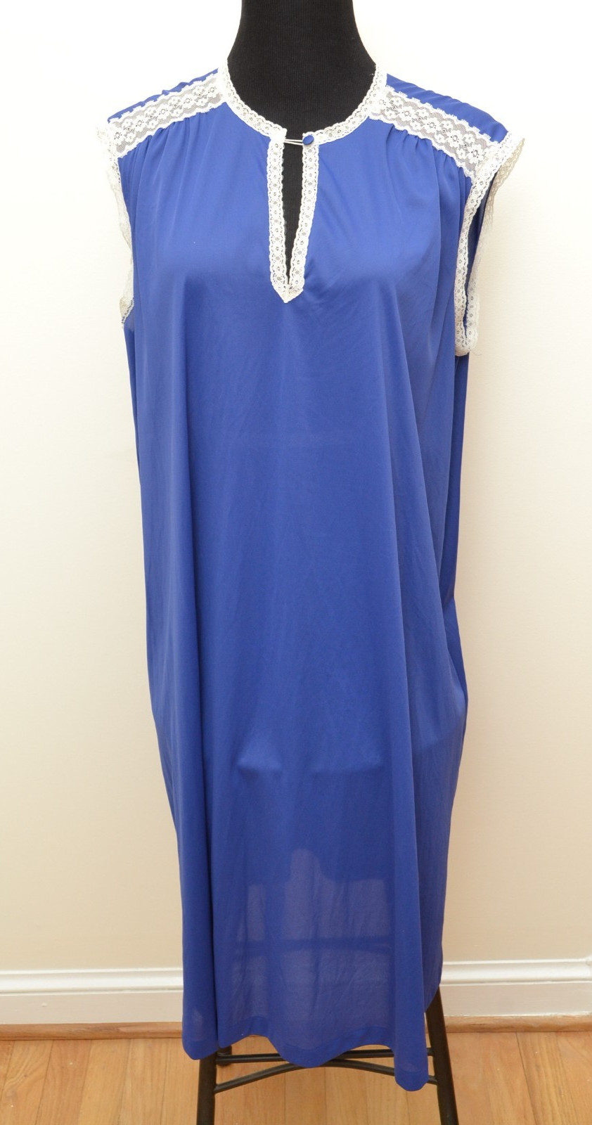 Vanity Fair Nightgown Set Robe & Gown Blue Sz 40 Nylon Antron III USA Made VTG