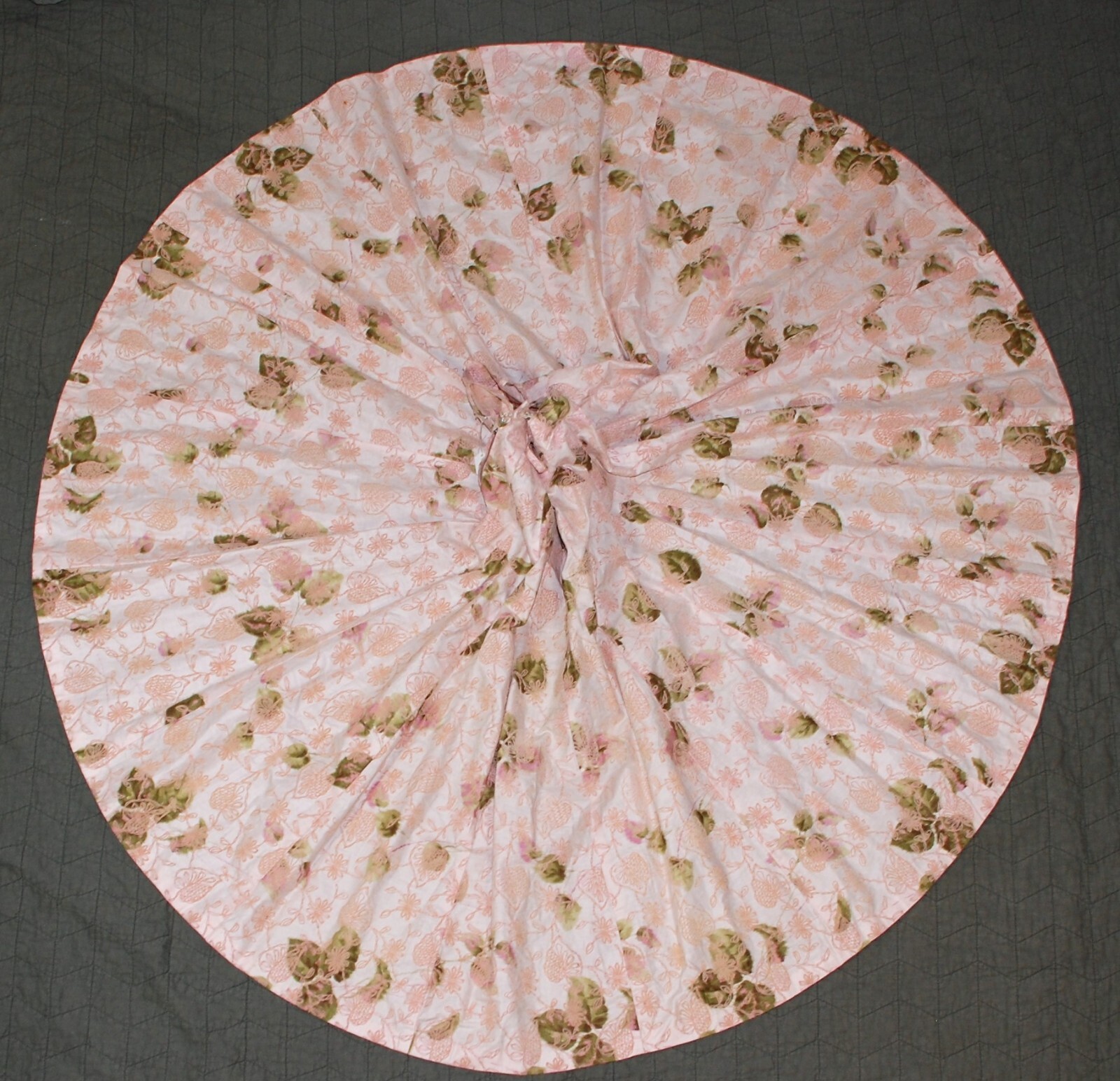 1950s 360 circle skirt pink watercolor painted silk velvet flocked floral w26.5