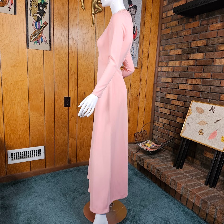 Vtg 70s Mod Bubblegum Pink Beaded Cut Out Neckline Alfred Werber Evening Dress M