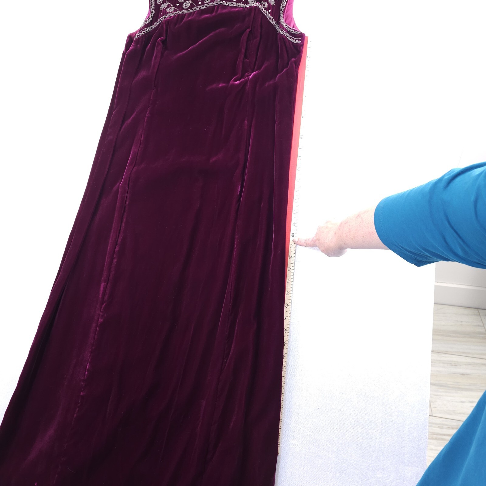 VTG 60s Velvet Goddess Bombshell Party Column Maxi Hostess Dress Purple Beaded