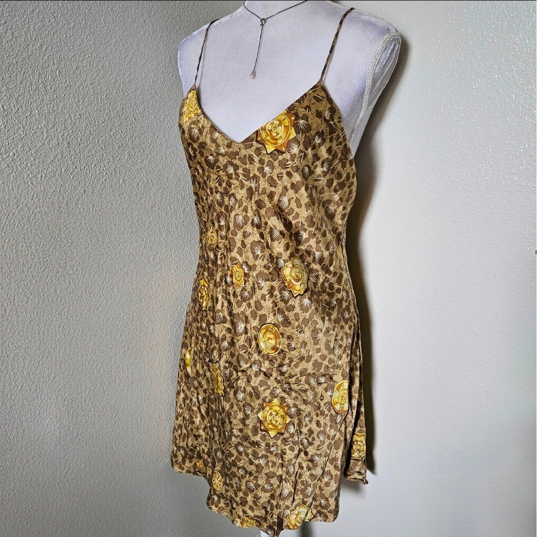 Victorias Secret Vintage 100% Silk Leopard Medallion Slip Dress Lingerie