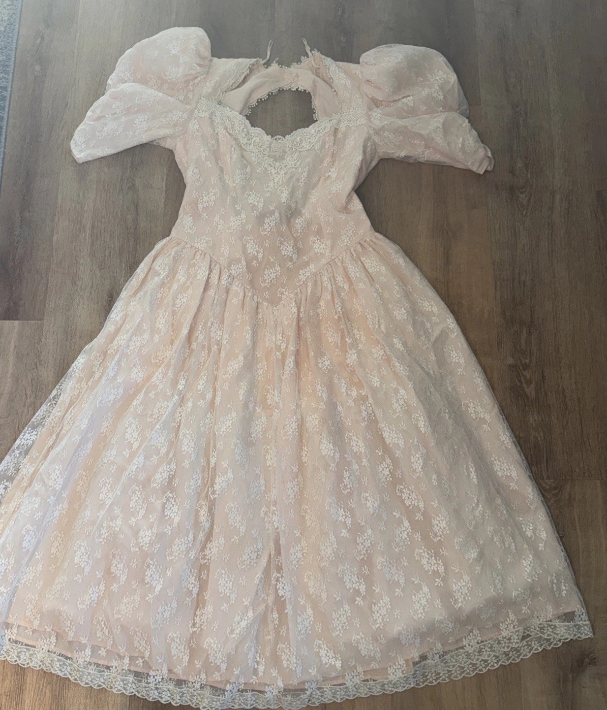 Vintage McCLINTOCK Peach Tea Dress Lace Floral Size 14 Cap Sleeve Open Back