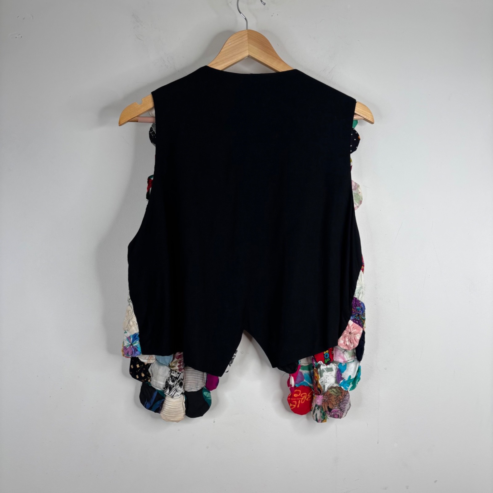 VTG 90s Patchwork Vest L Multicolor Rosette Boho Whimsigoth Eclectic Art Granny