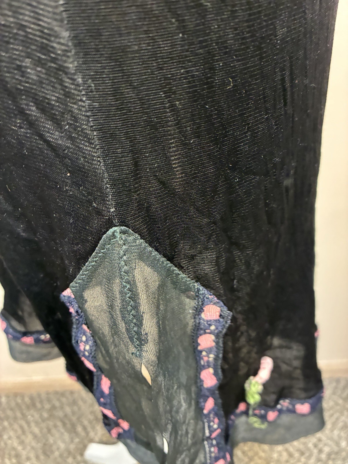 Vintage Unbranded Nylon Ribbon Rose Milkmaid Midi Dress Slip Goth Black Pink S