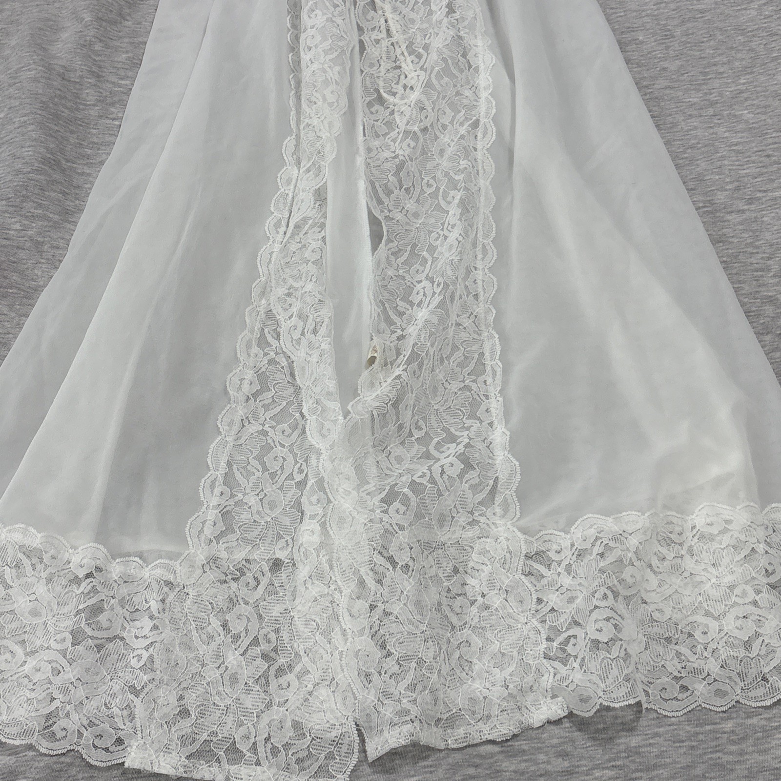 Vintage Miss Elaine Sheer Nylon Lace Peignor Robe Small 70’s 80’s