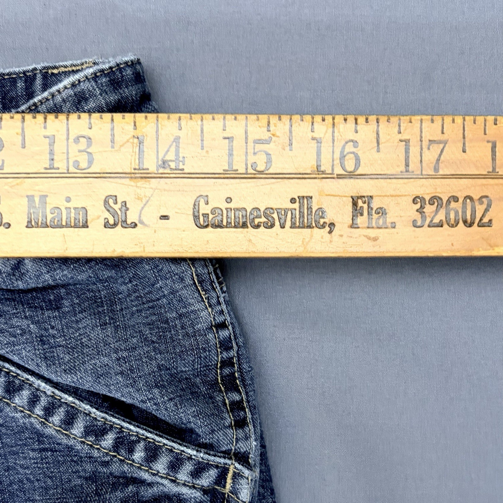 Columbia Women’s Size 6P Blue Denim Utility Pants