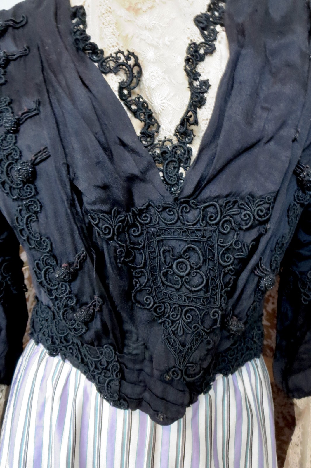 1880s Black Silk Bodice Beading Details & Lace High Neck Interior Corset 32 Bust