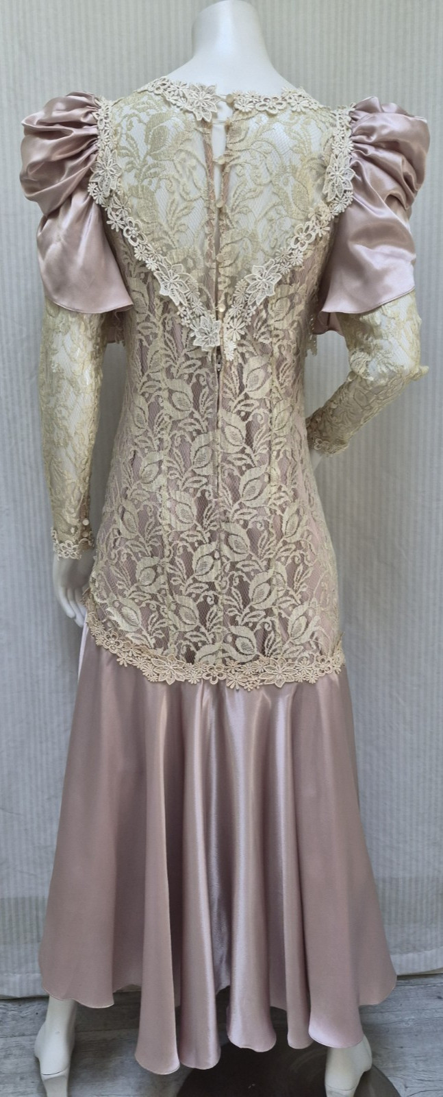 VTG 80s CACHET by Bari Protas Victorian Dusty Rose Satin & Lace Puff Slv Dress