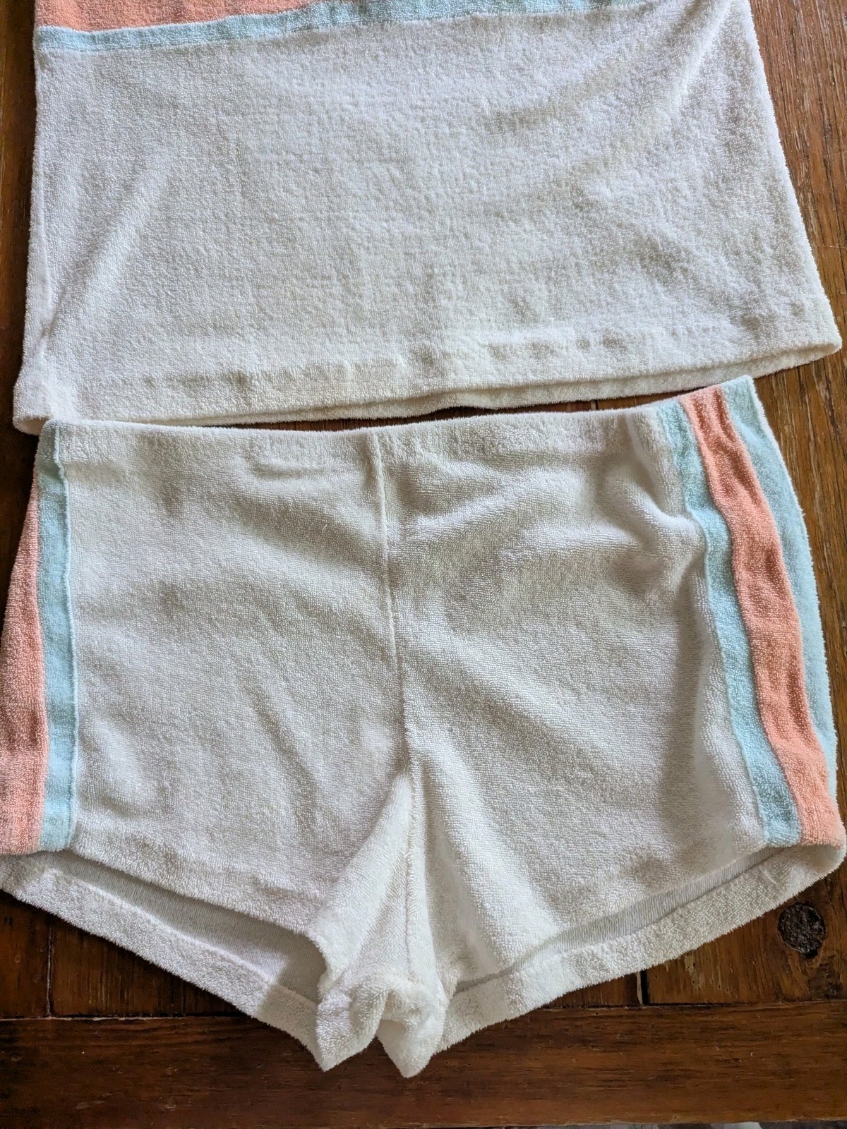 True Vintage 70s Terry Cloth Shorts Set Womens XS S Pastel Lounge Beach Surf
