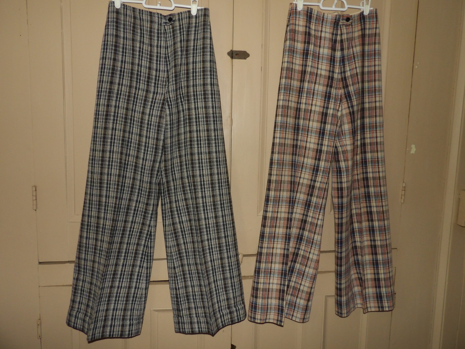 Two Pair Vintage 70s Plaid Trousers High Waist Wide Flare Leg 27&Prime; Waist 31&Prime; 32&Prime;L