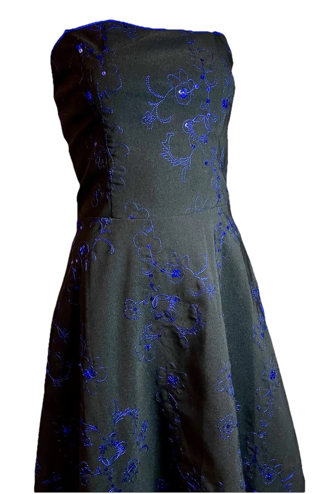 Black Formal Dress Embroidery & Sequin Pattern W/Tulle Slip SIZE M