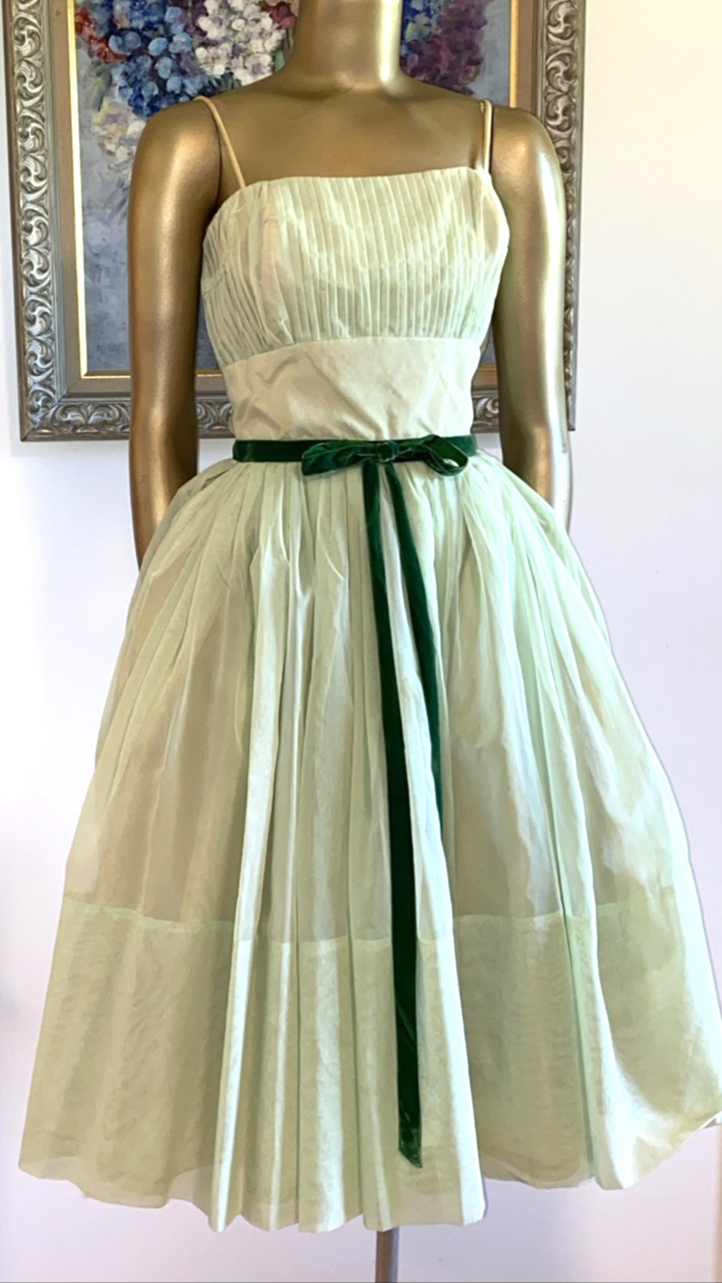 VINTAGE 50&rsquo;s Fit & Flare Chiffon Party Dress XS Soft Green Velvet Bow Date Prom