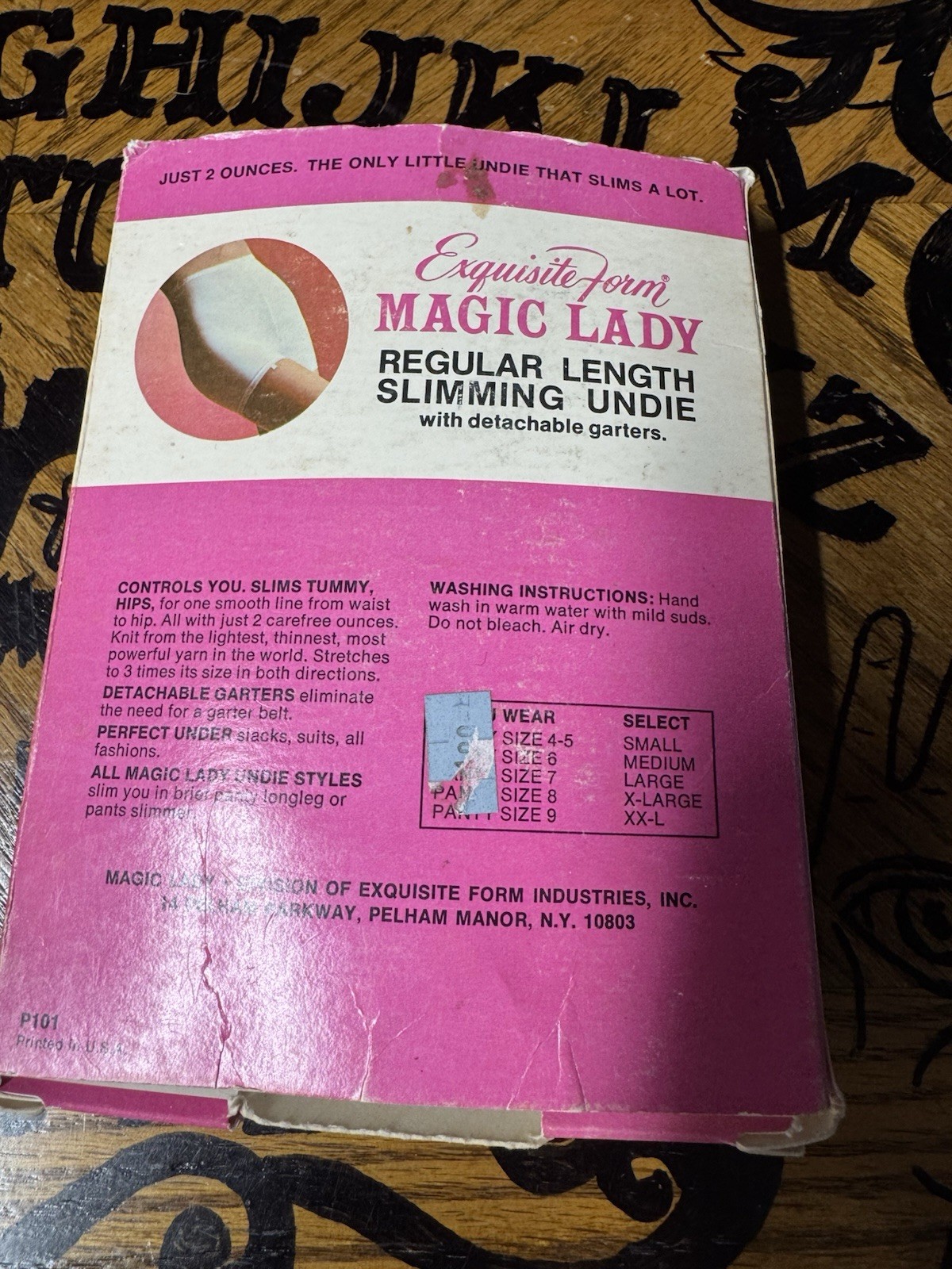 VINTAGE EXQUISITE FORM MAGIC LADY SLIMMING UNDIE / GARTERS 4-5 SMALL. NEW