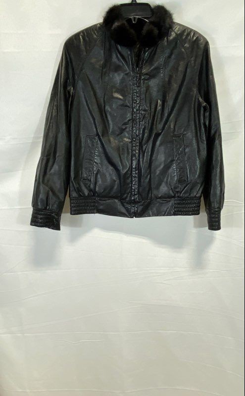 Vintage 90s Women&rsquo;s Black Leather Bomber Jacket Fur Collar Zip Up Sz M