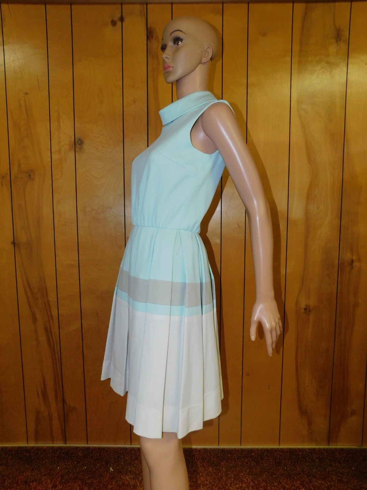Vintage 60&rsquo;s NARDIS Green Gray White Double Knit Day Dress Waist 28&Prime; *