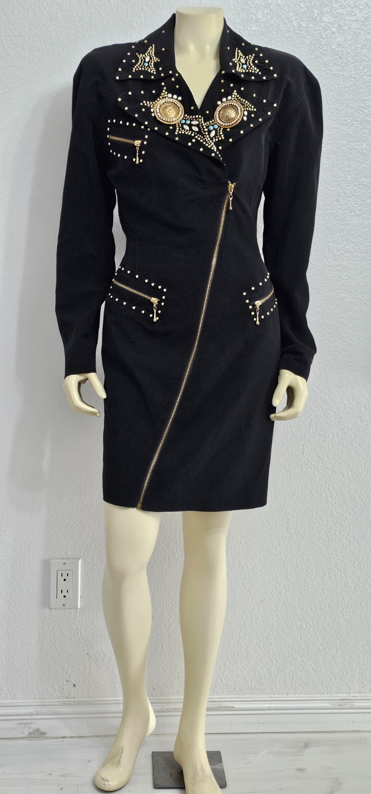 VERSACE Women Black M Dress 80&rsquo;s 90&rsquo;s Vintage with Studs & 2 Large Medusa Studds