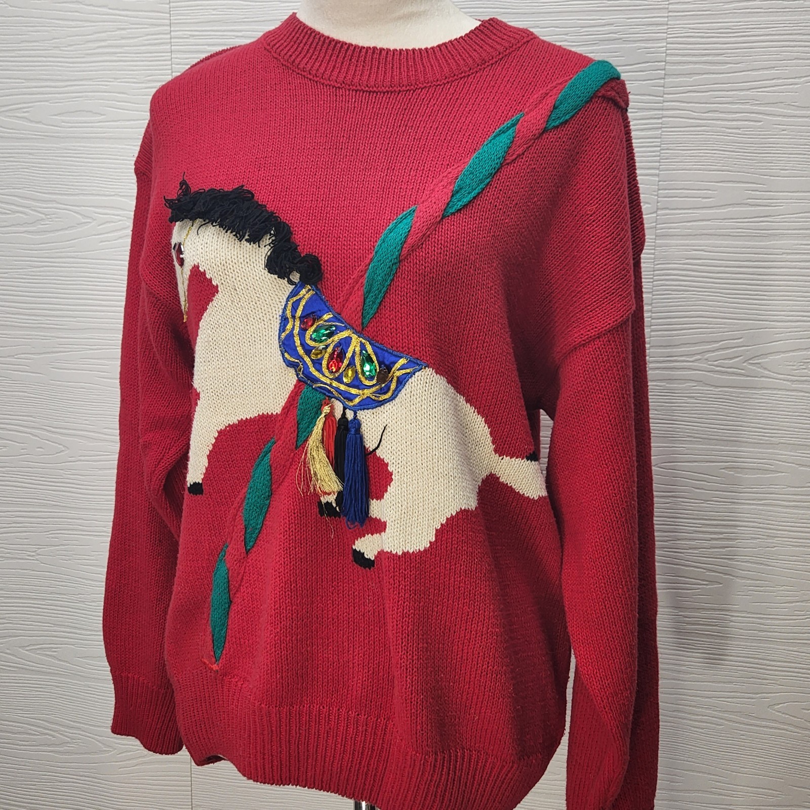 Vintage Jordache Studios Carousel Horse Crew Neck Sweater Sz M Red/Green Holiday