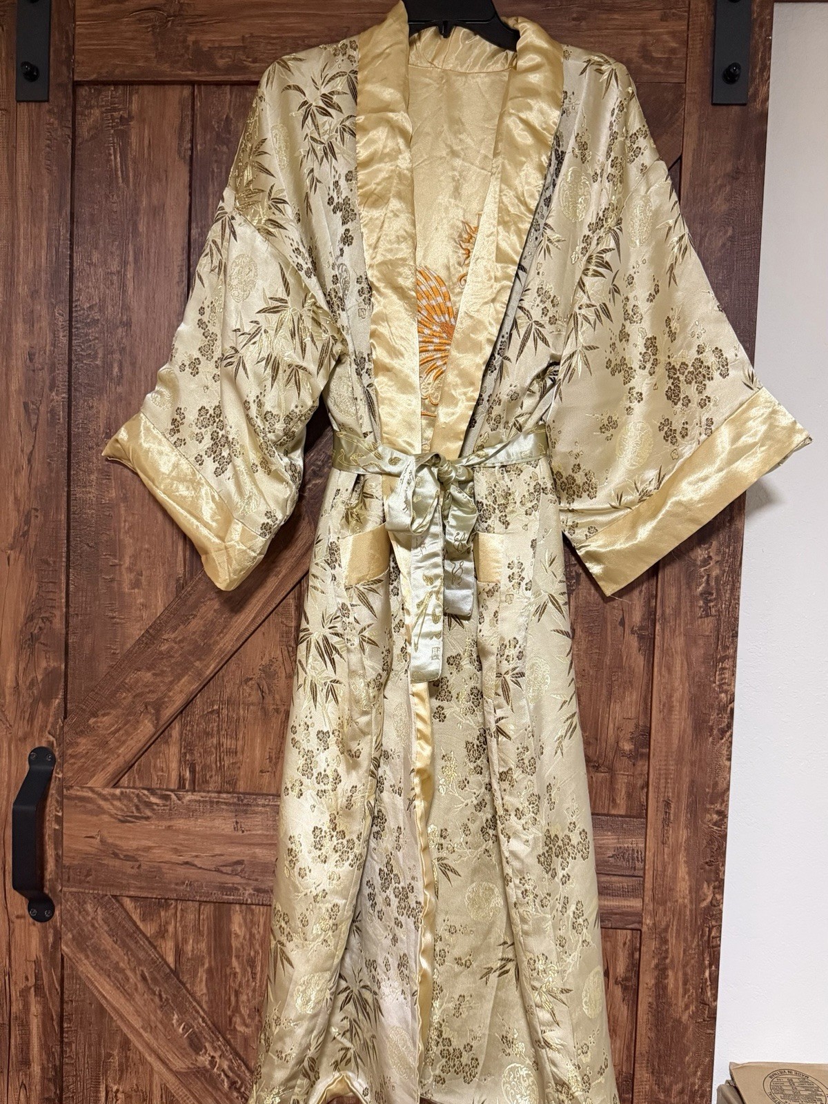 Vintage Kimona Oriental Embroidered Asian Reversible Satin Dragon Robe XL