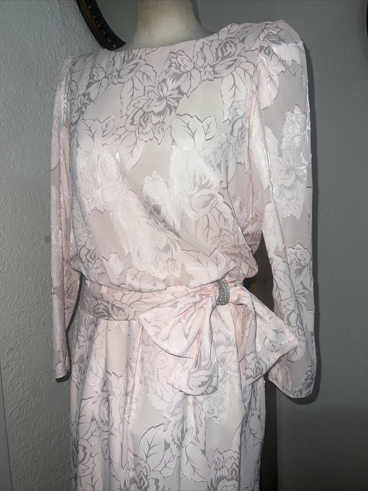 VTG DYNSTY STYLE PINK  FLORAL MAXI DRAPE BACK 8 Tall