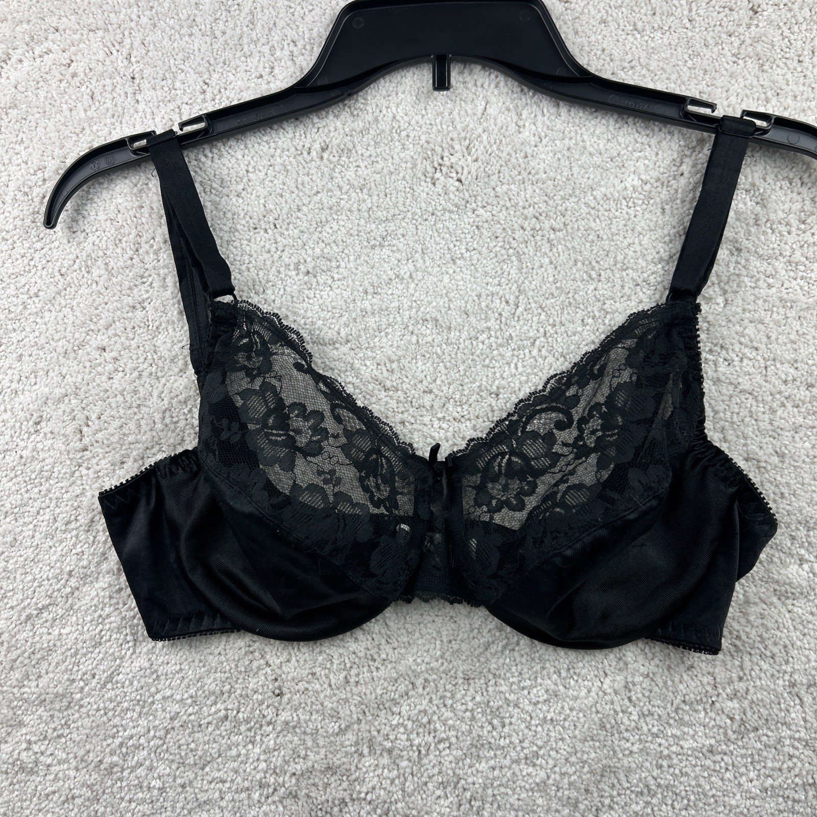 Black Lace Vintage Women&rsquo;s FRUIT OF THE LOOM Minimizer Bra #4402 34D Racy Sexy