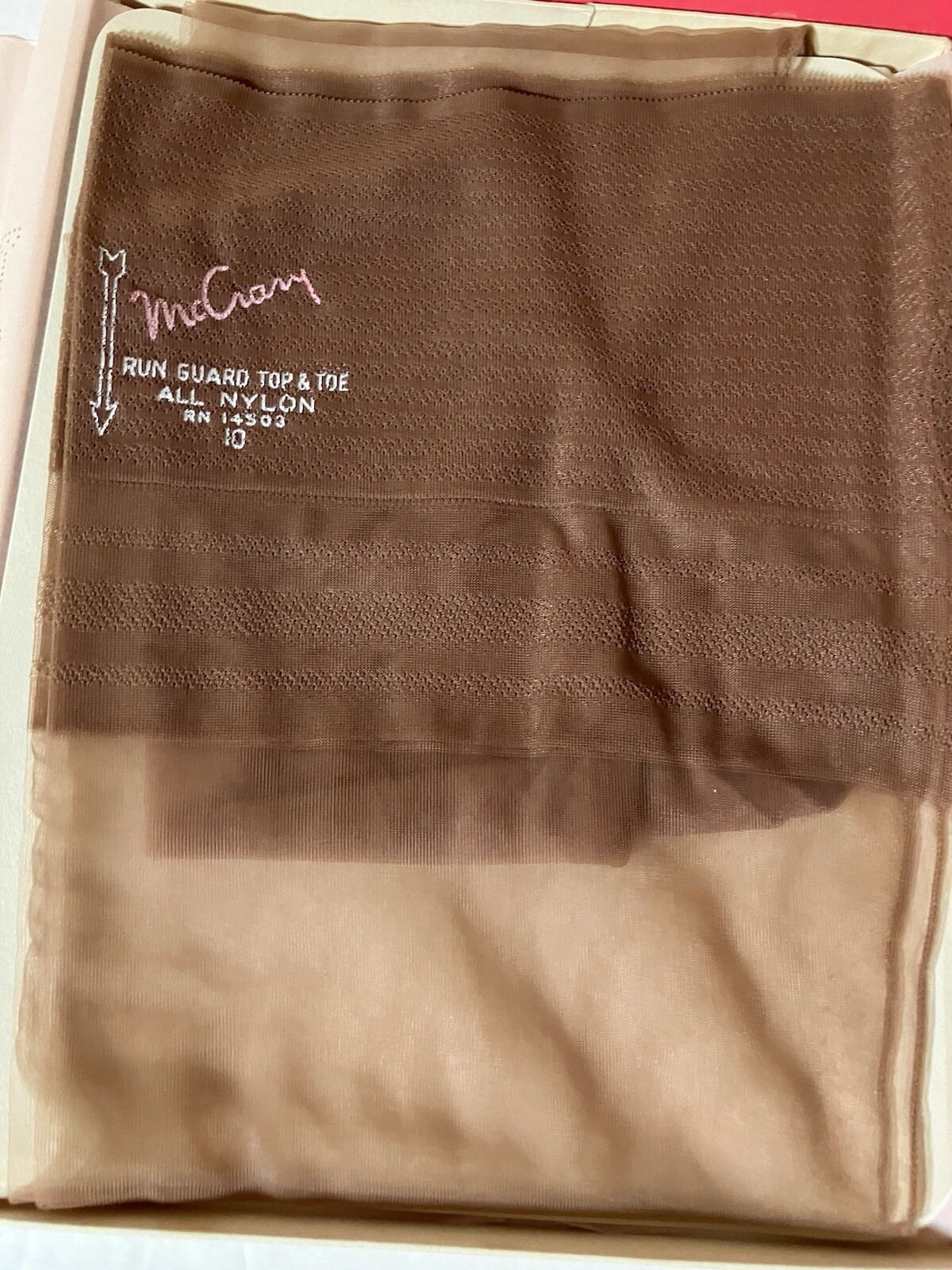 2 PAIR VINTAGE 1950s FULL FASHIONED STOCKINGS FLAT KNIT CUBAN HEEL SEAMED 10×32”