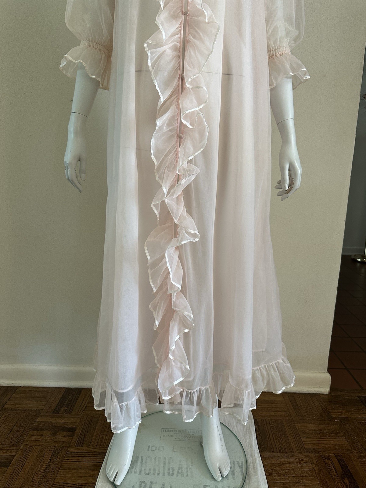 1960s Miss Elaine Pink Sheer Nylon Peignoir Robe Ruffle Front Double Layer VTG