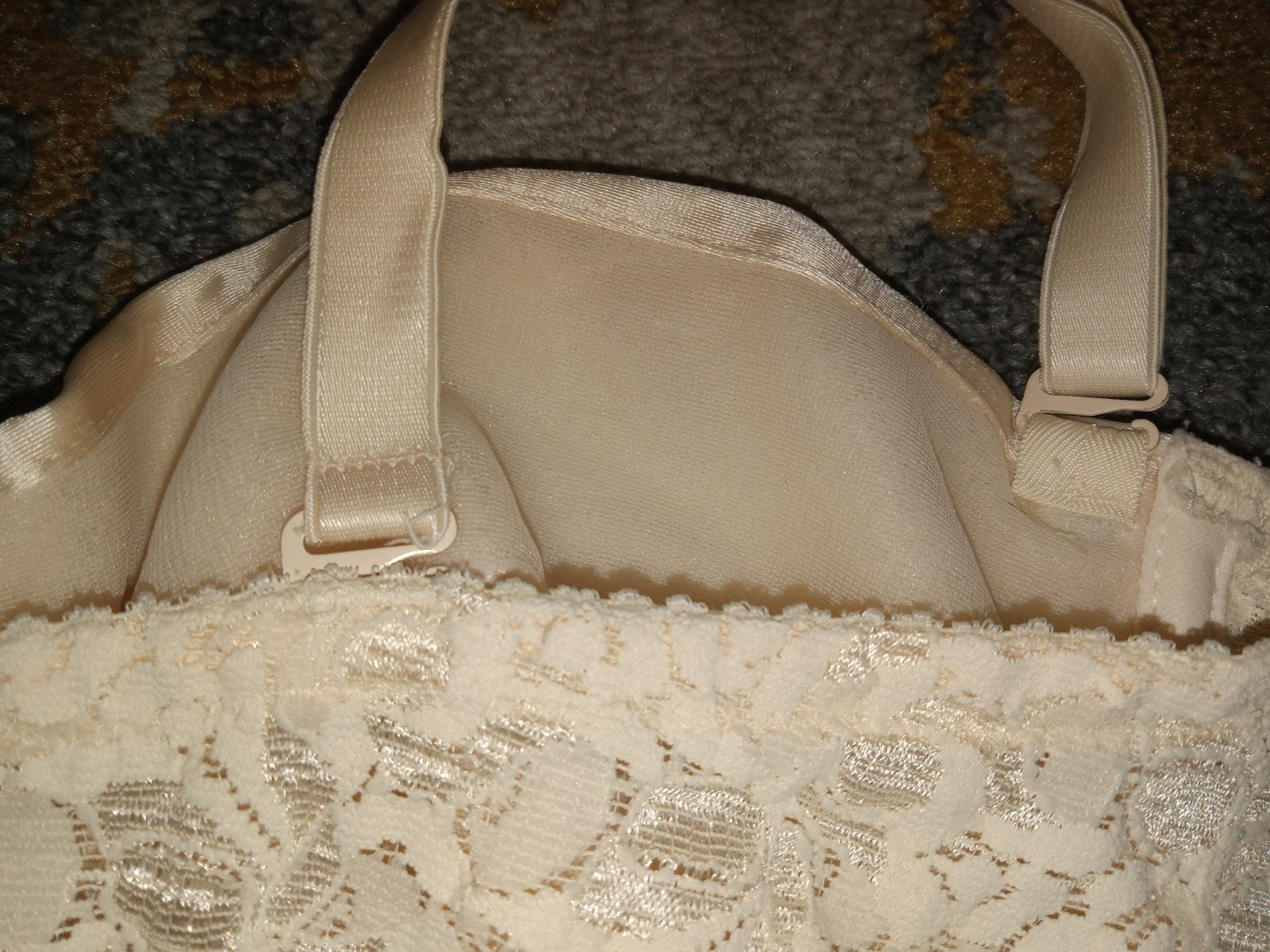 Vtg Maidenform 8322 Rendezvous Lined Bra Satin & Lace 38B Wired USA Convertible