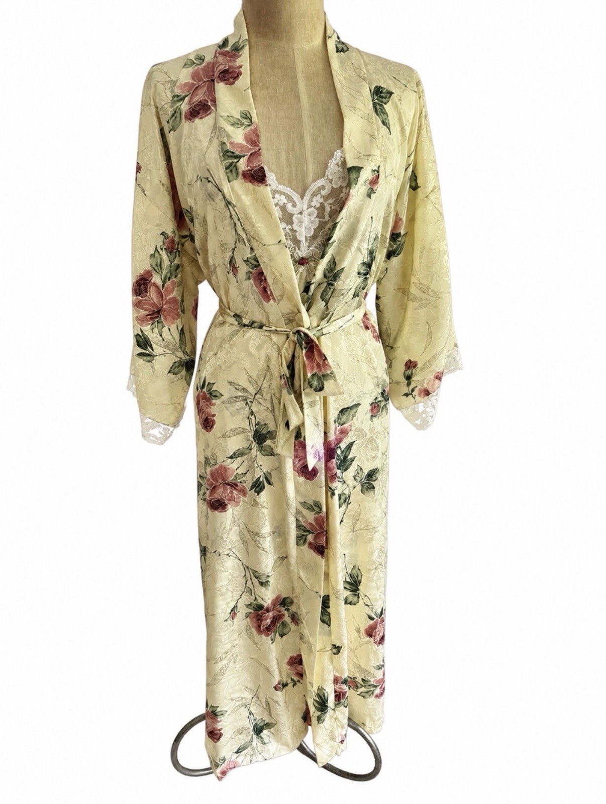 Vintage California Dynasty Floral Lace Trim Nightgown With matching Robe Medium